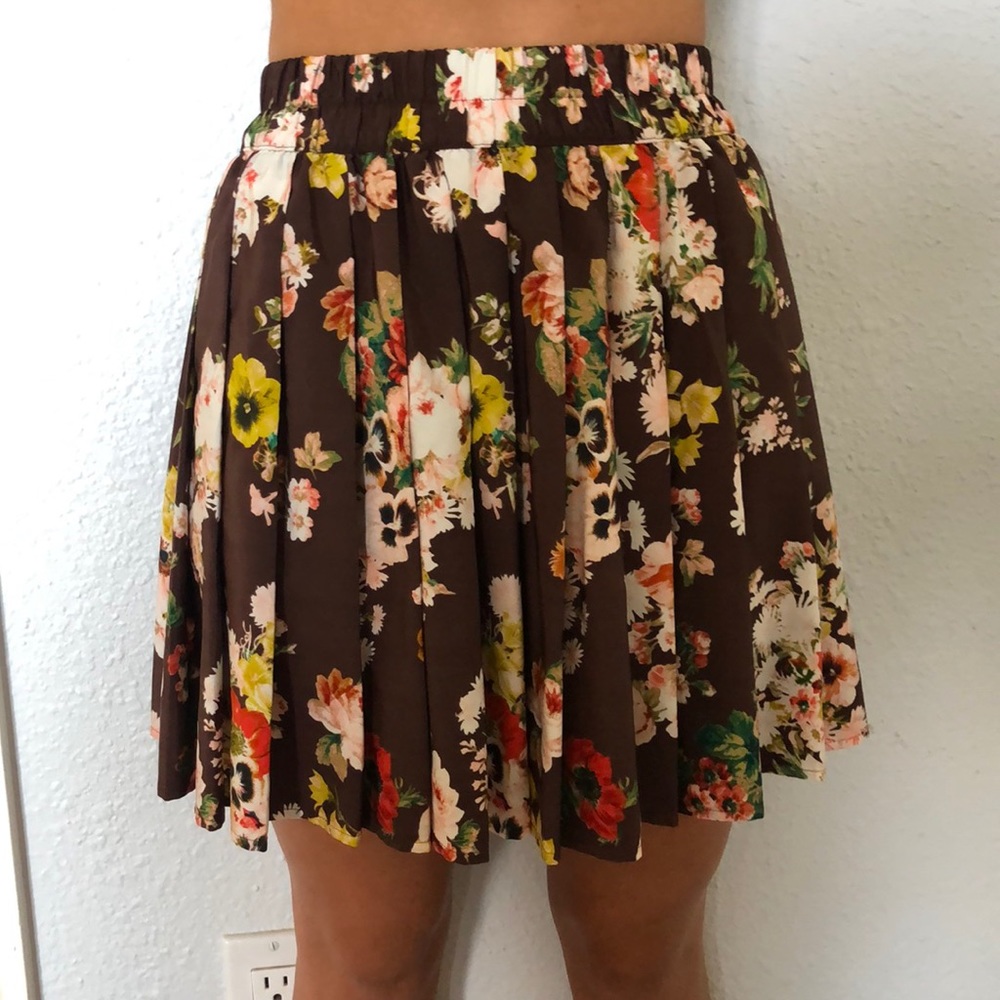 brown floral mini skirt